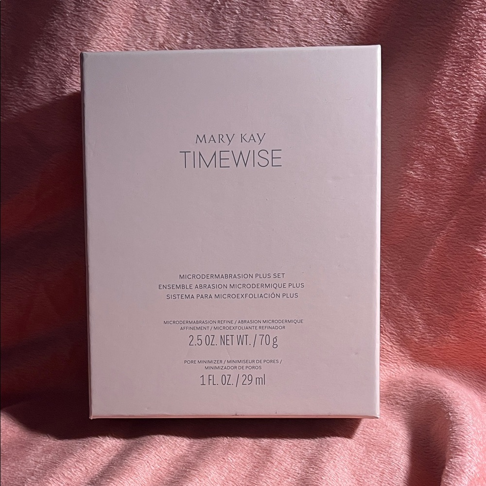 Mary Kay Timewise Skincare Set in Elegant White